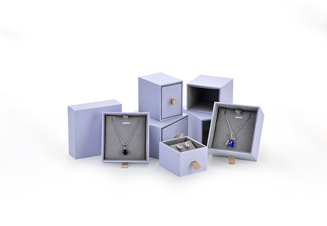 Customize Your Own Logo Jewelry Boxes